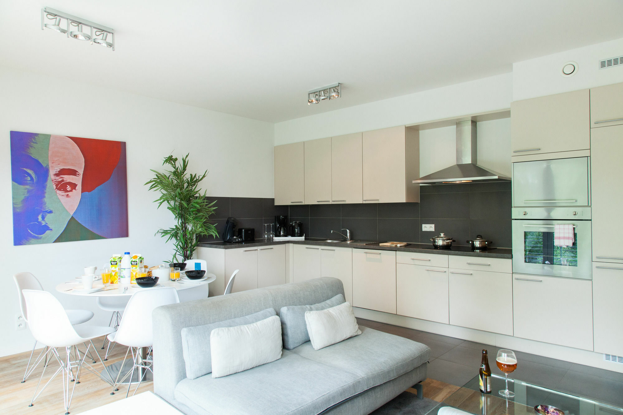 Sweet Inn Apartments - Germoir Brussels Exterior photo